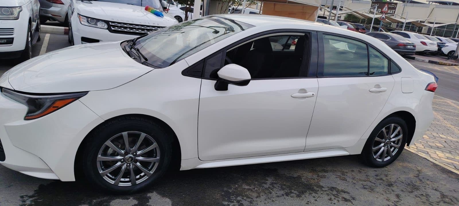2020 Toyota Corolla thumbnail 2