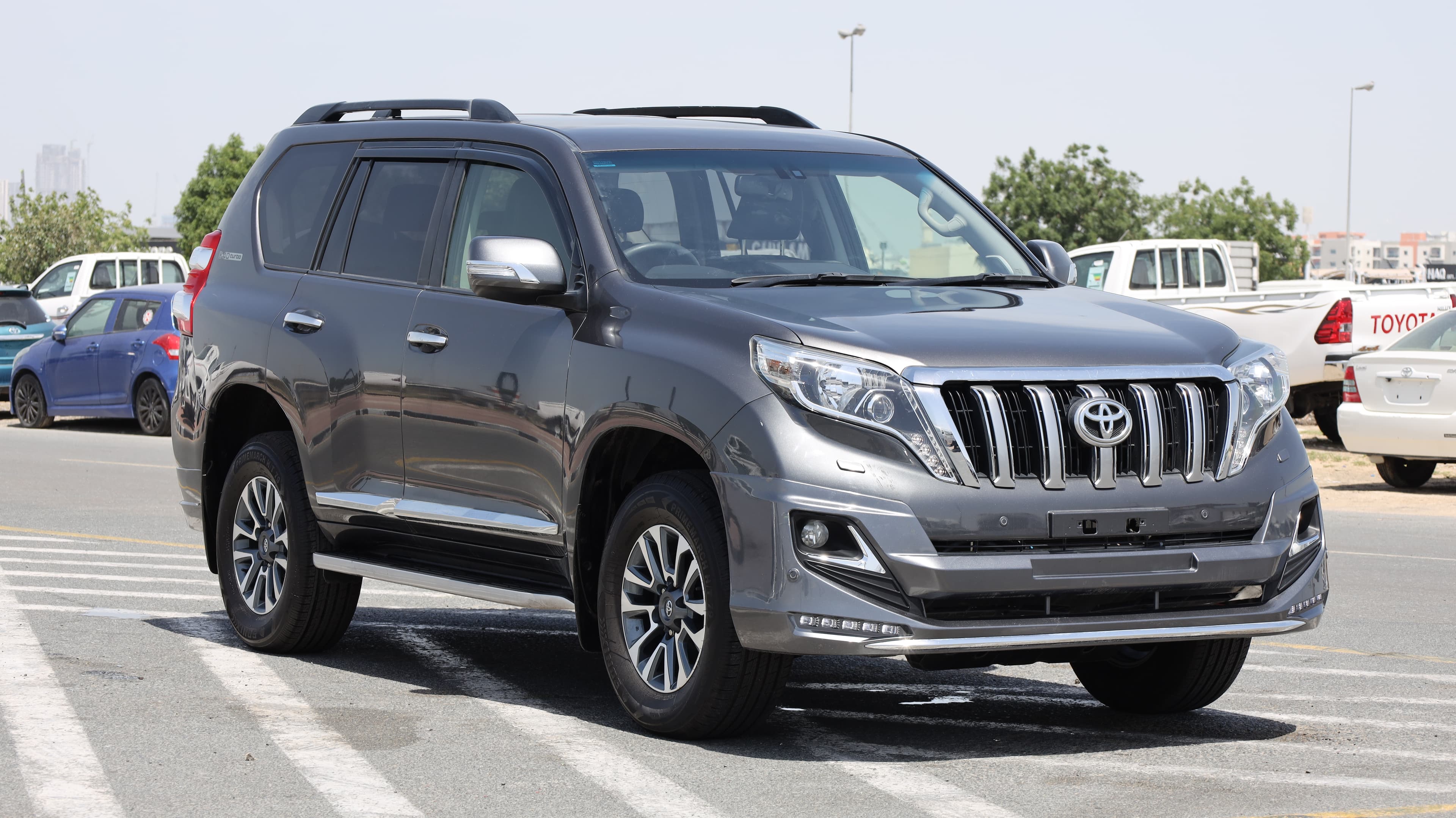 2017 Toyota   Landcruiser Prado thumbnail 3