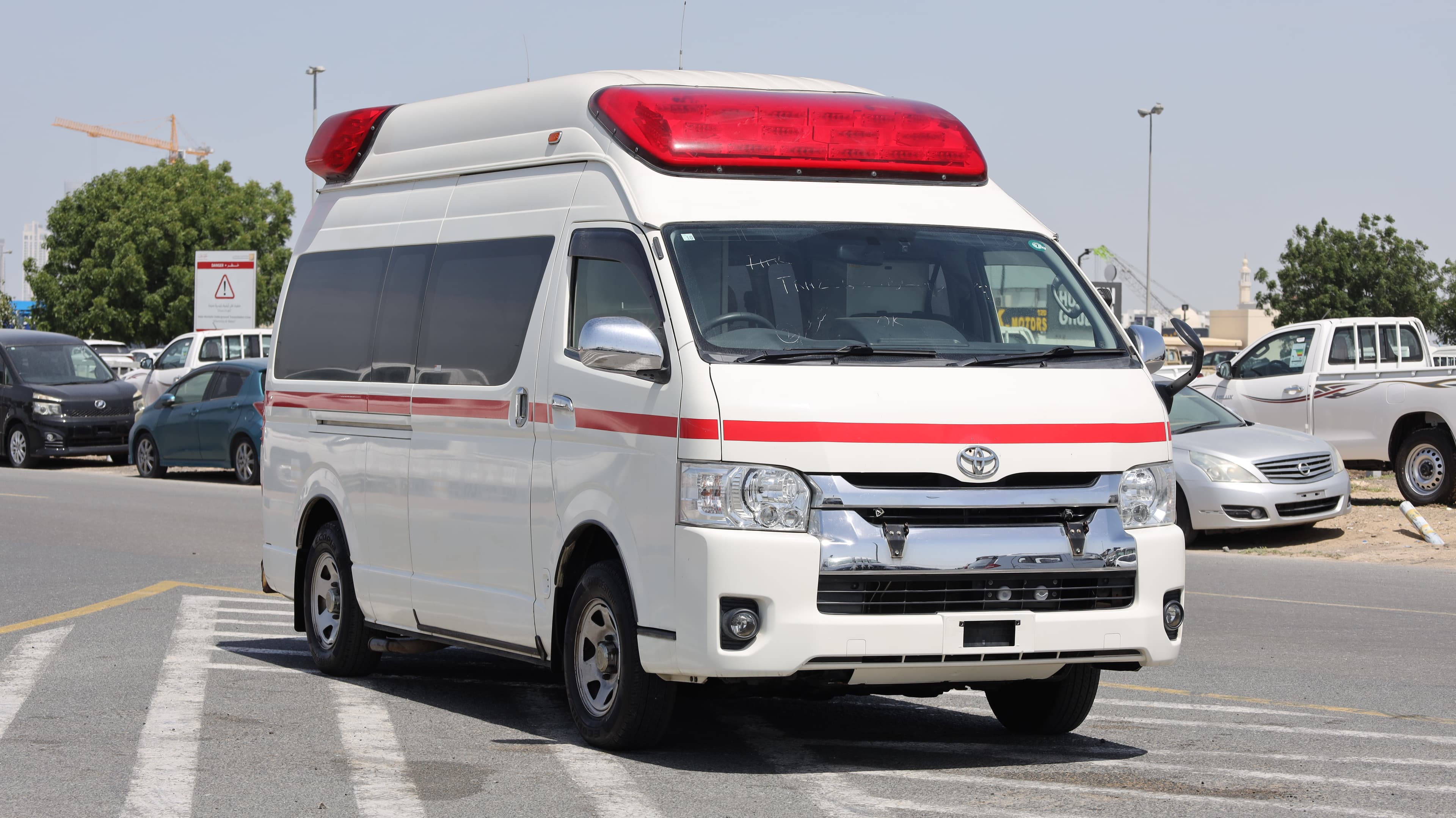 2015 TOYOTA HIACE VAN / TRH226 / 4WD / WITH ALL FIRST AID EQUIPMENTS  thumbnail 3