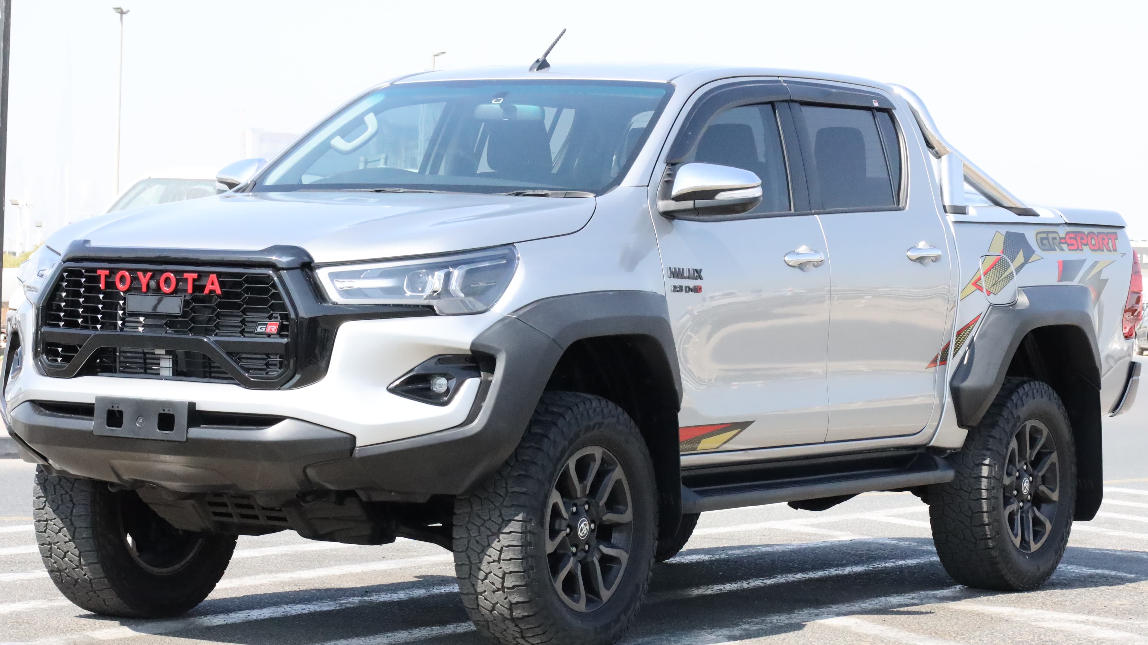 2026 TOYOTA TOYOTA HILUX GR / 2.8 DSL A/T TURBO/WITH BODY KIT 